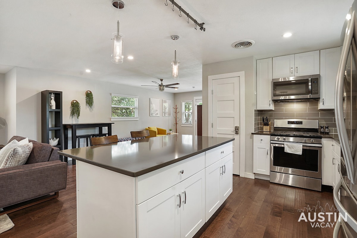 North ATX Retreat w Open Concept Layout + Backyard