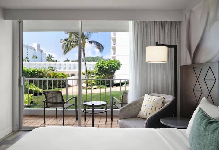Steps Away From Kalapaki Beach! Garden View Suite! - Lihue, HI