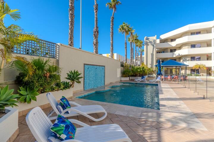 Sandcastles Penthouse w/ Pool & Sauna gallery image 3