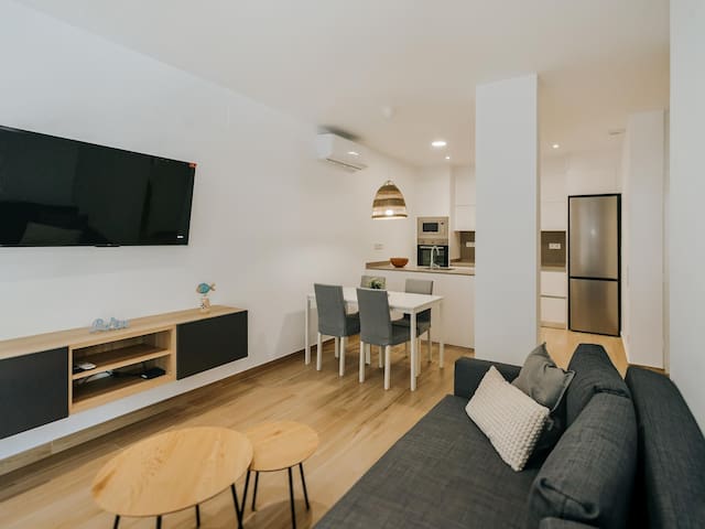 Apartment 100 meters from the beach of Palamos.