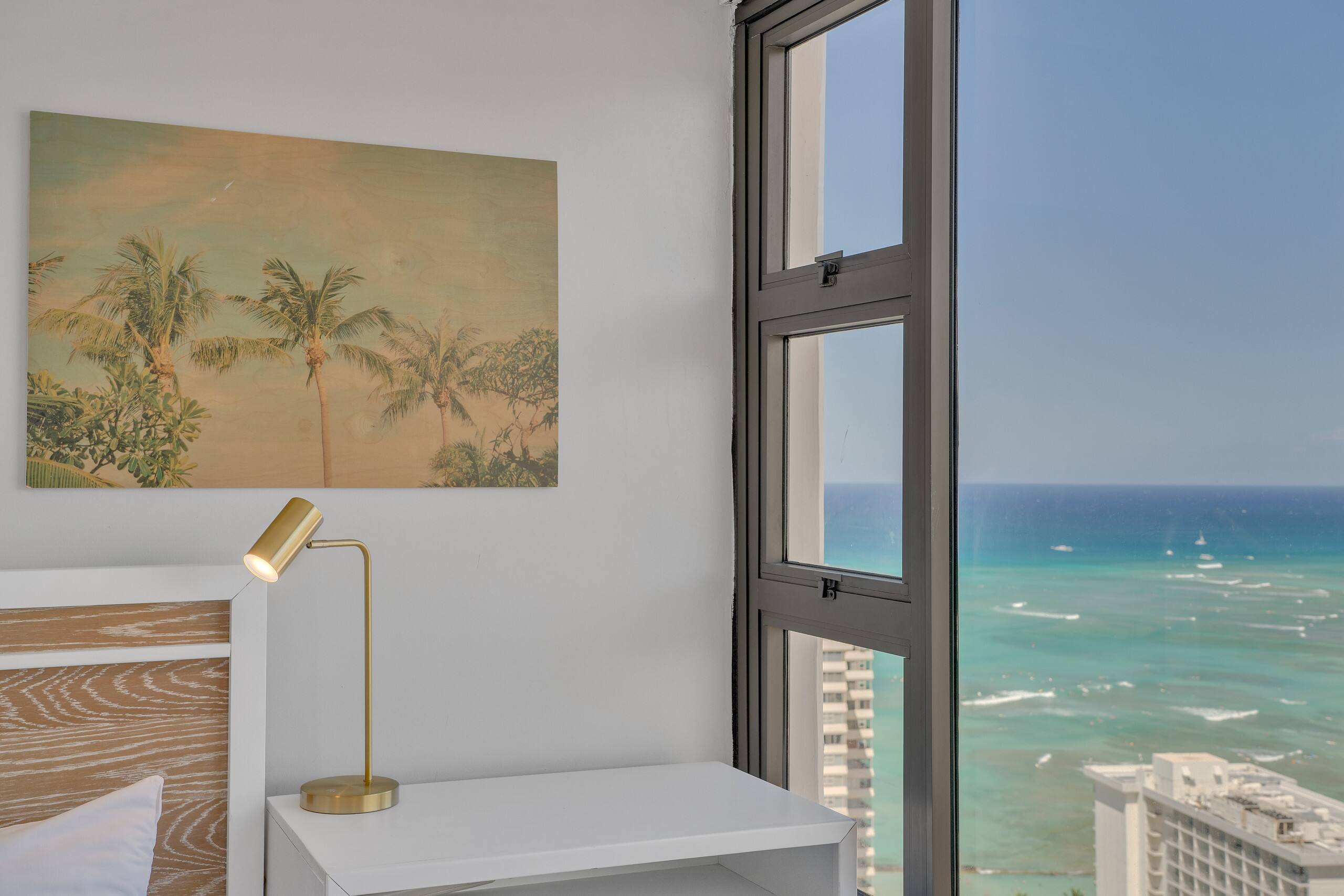 Condo in Honolulu · ★4.38 · 1 bedroom · 2 beds · 1 private bath - Image 23