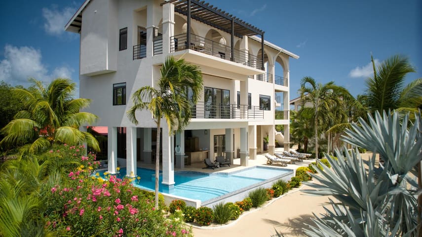 NEW 3 Story 4-Bed Waterfront Villa w/ Sunset Views