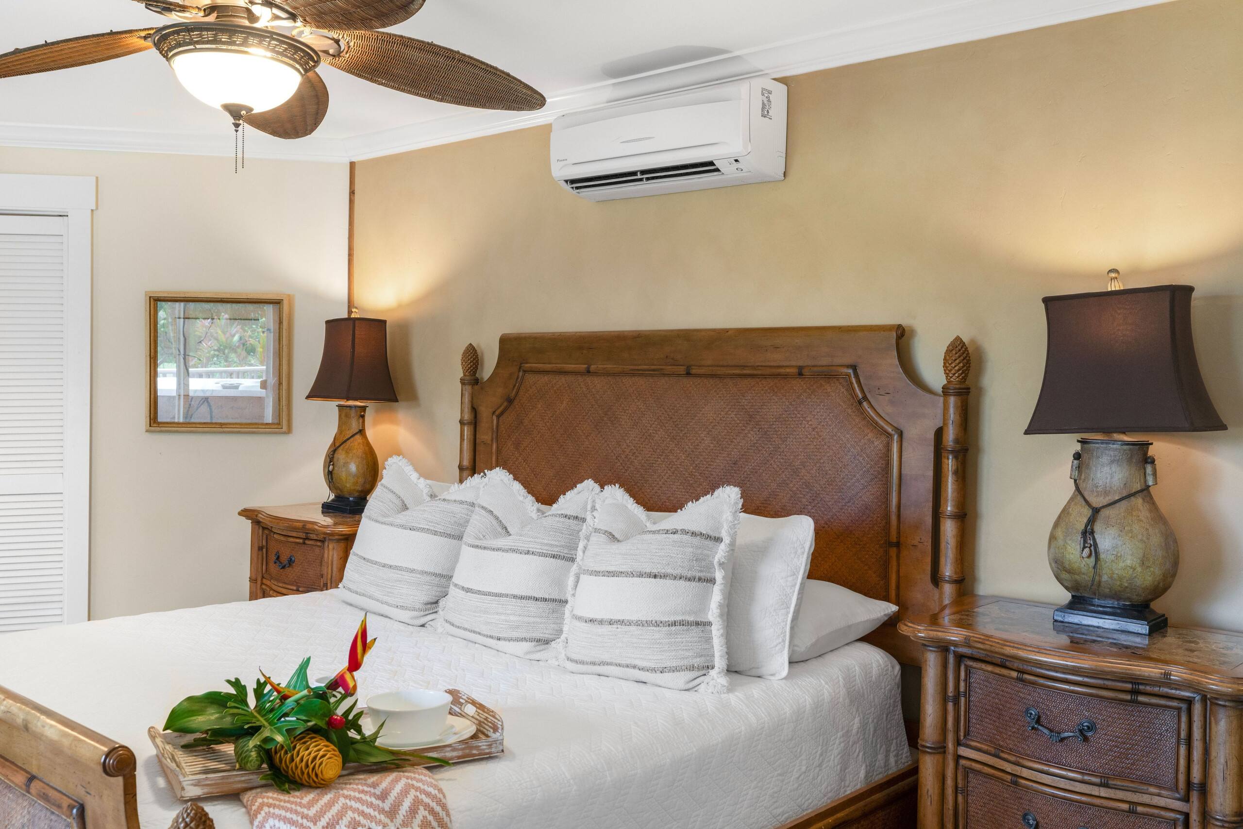 Home in Princeville · ★4.85 · 4 bedrooms · 8 beds · 2.5 private baths - Image 35