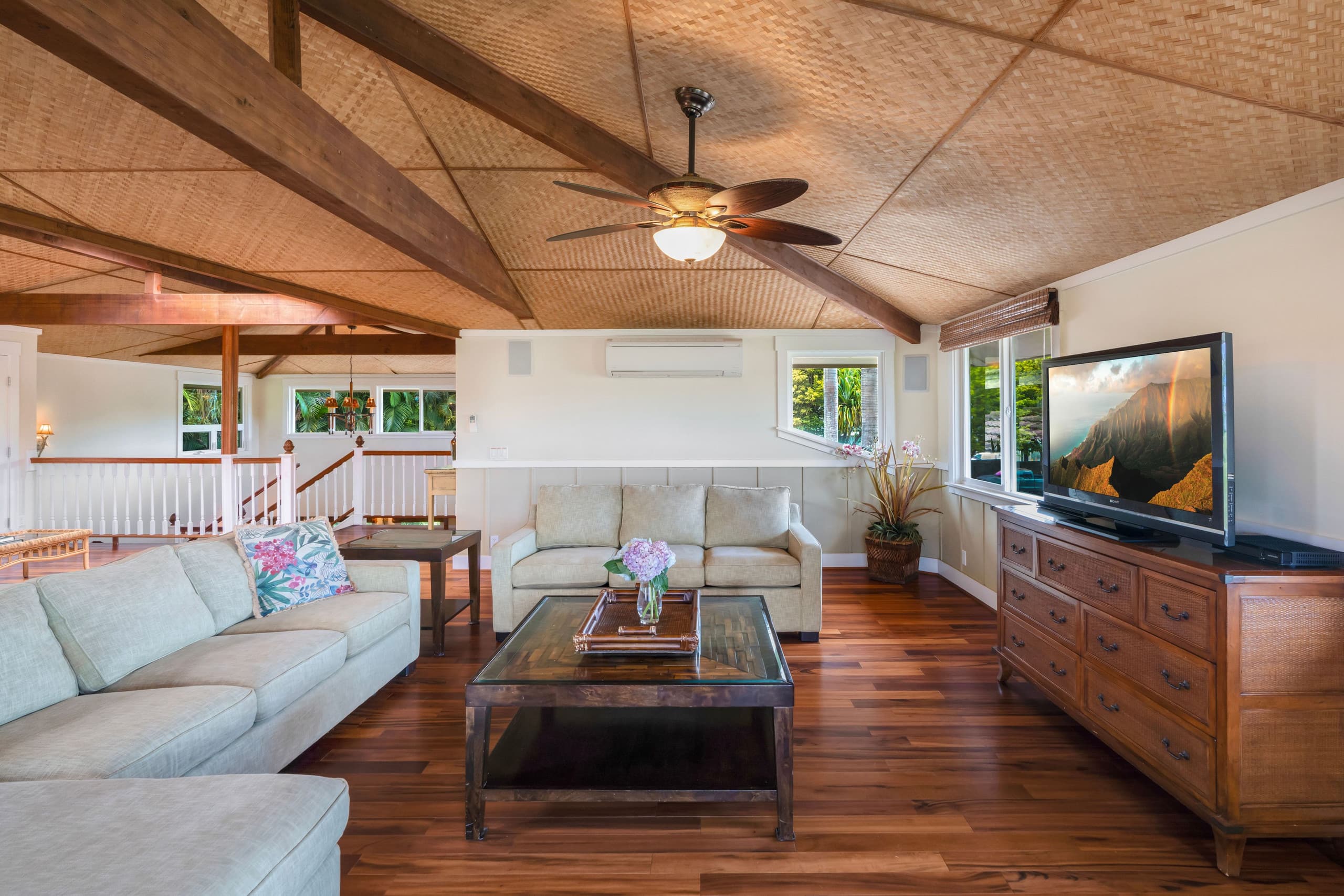 Home in Princeville · ★4.85 · 4 bedrooms · 8 beds · 2.5 private baths - Image 5