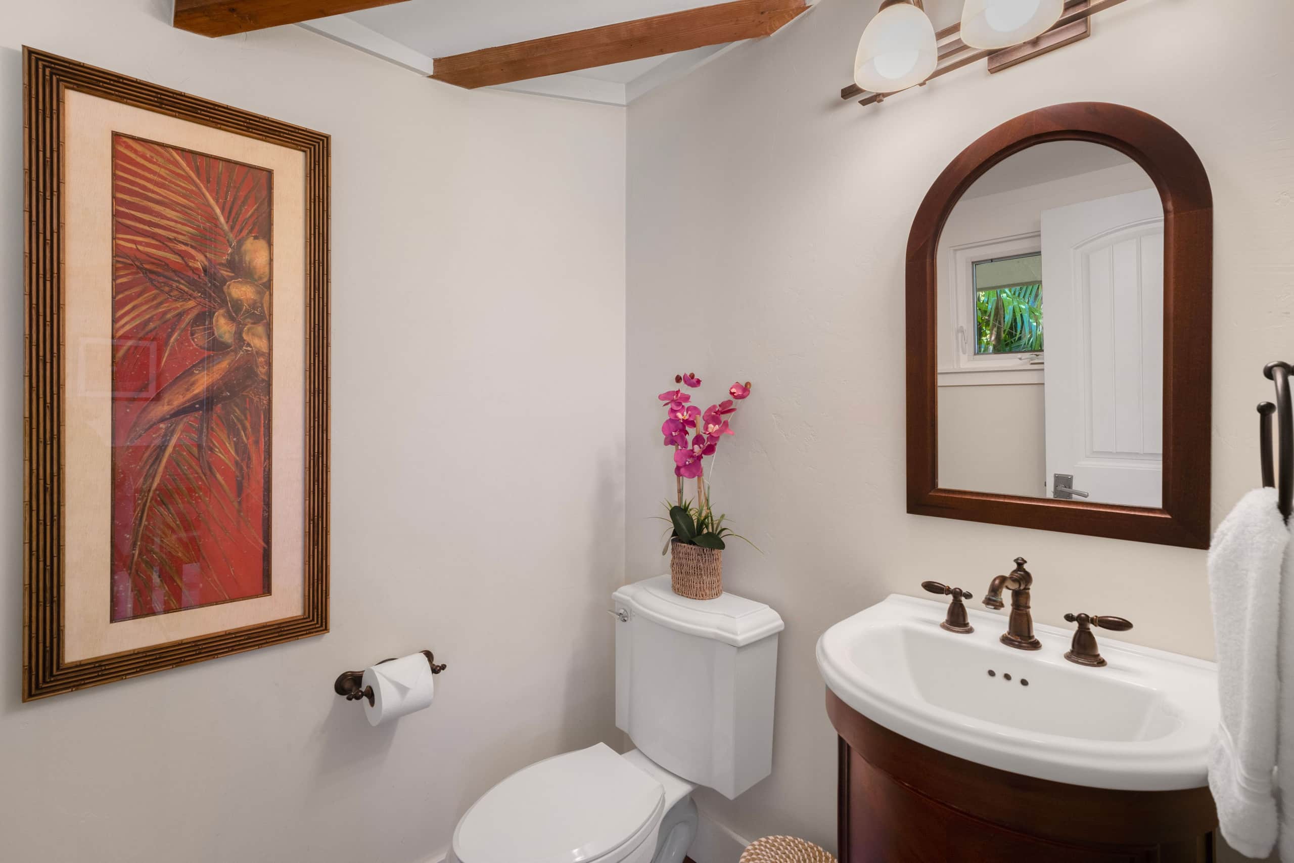 Home in Princeville · ★4.85 · 4 bedrooms · 8 beds · 2.5 private baths - Image 56