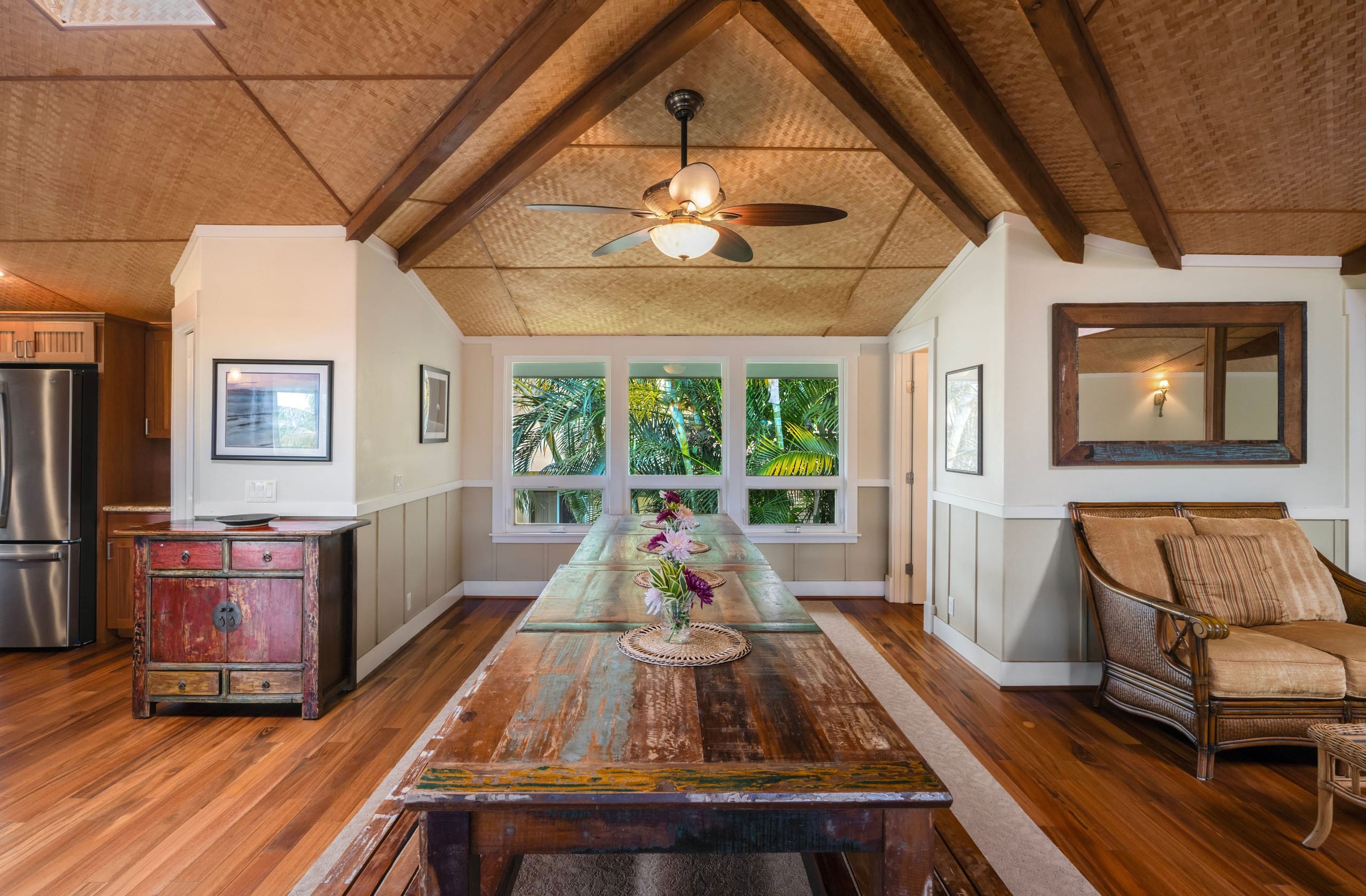 Home in Princeville · ★4.85 · 4 bedrooms · 8 beds · 2.5 private baths - Image 11