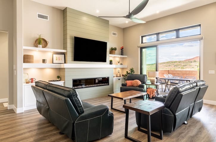 Kelly & Brandy managed Airbnb listing 3