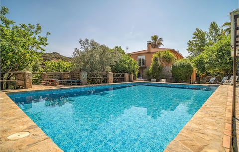 6 bedroom gorgeous home in Ronda