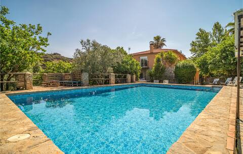 Nice home in Ronda with house a mountain view
