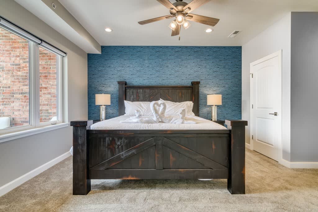 საძინებელში 1 არის საწოლი 193x203 სმ!