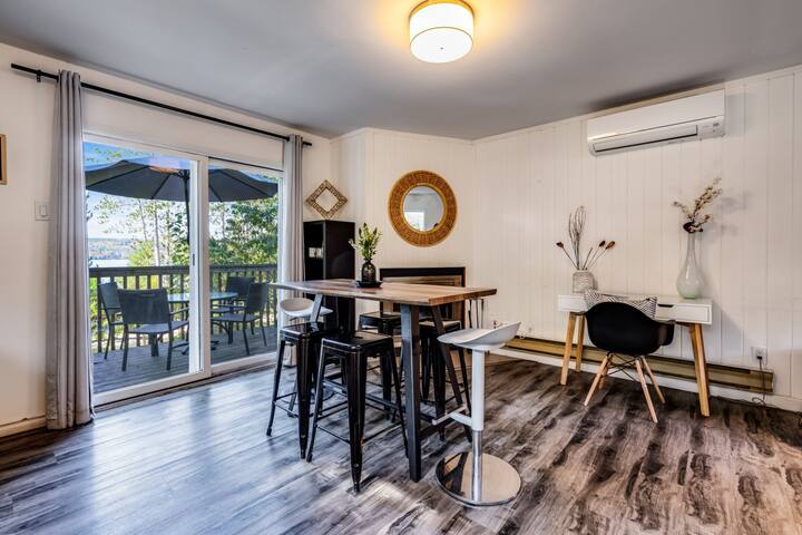 Muskoka Waterfront Retreat
 managed Airbnb listing 2