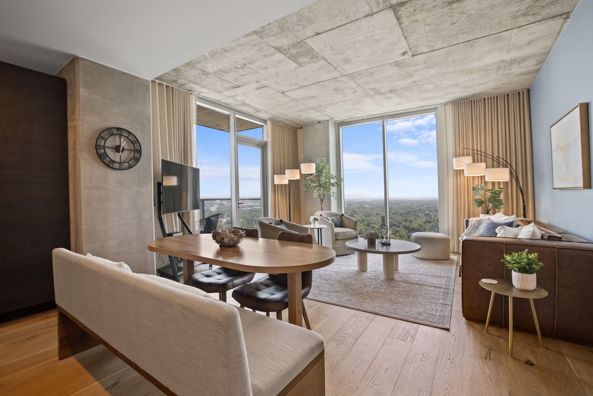 Heavenly Luxury on Rainey ST | Epic Rooftop Pool