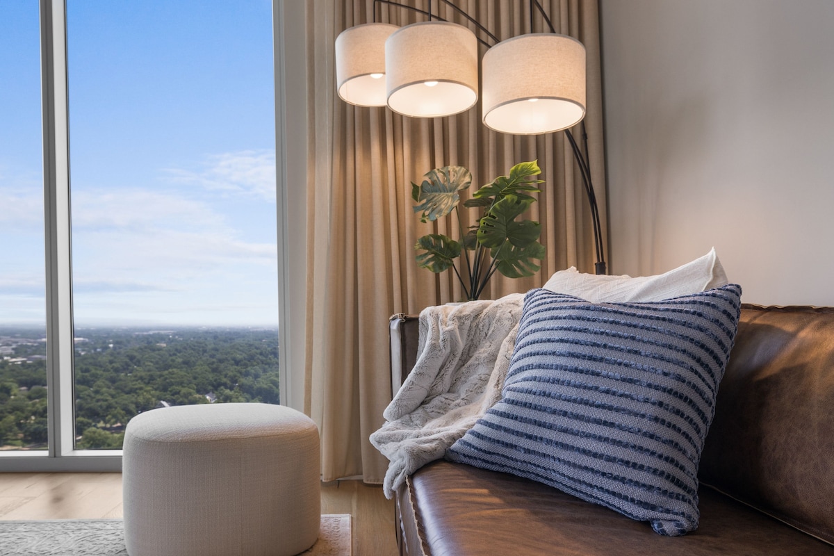 Heavenly Luxury on Rainey ST | Epic Rooftop Pool