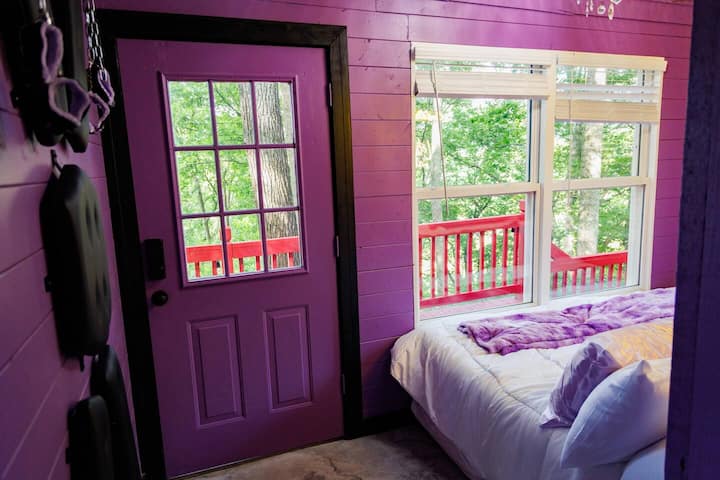Cuddle Puddle Room Which Overlooks The Gorgeous Buffalo River