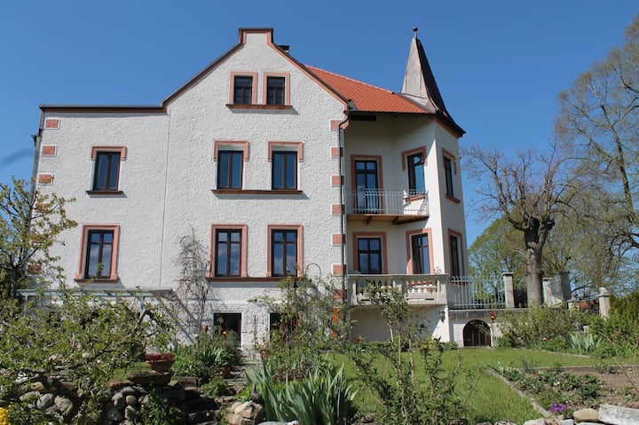 Holiday Villa Attic With Sun Terrace, 94m² - Teisendorf