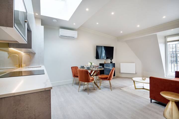 Marble Arch Suite 9 gallery image 2