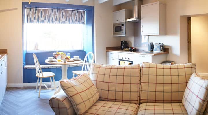 The Annex, Stunning Abbey Views Across The Fields. - Robin Hood's Bay