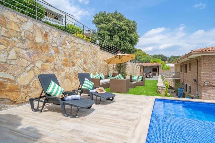 Villa Santa Cristina-In Front of The Sea with A/C gallery image 5