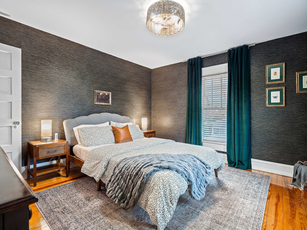 Светилище на втория етаж. Очакват ви уютни вибрации и двойно легло. ✨ #dreambedroom