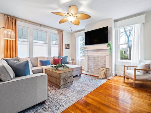 Roberson House: Private Pool|Walk to DT|Sleeps 12