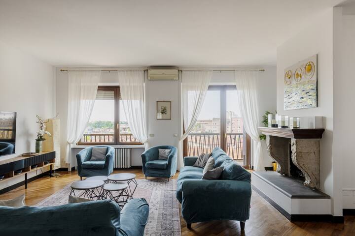 Easylife – Elegant attic 2 min from Sempione Park gallery image 3