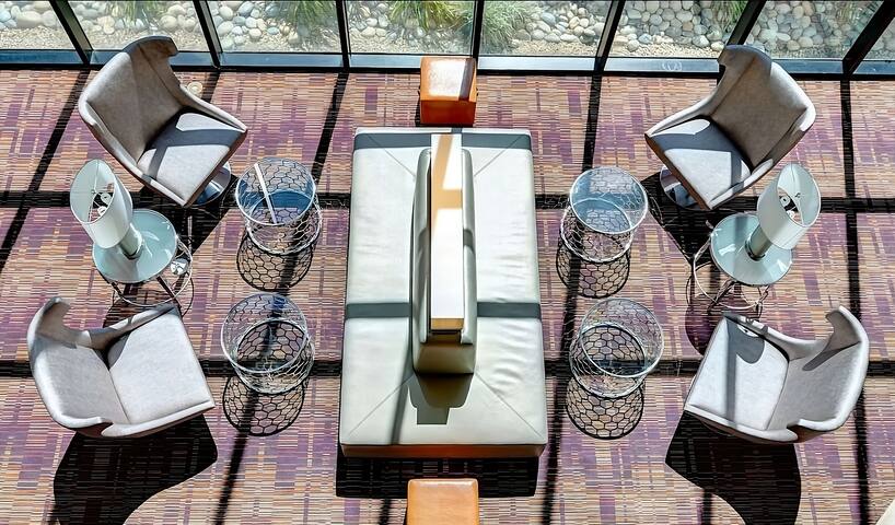 Two Pet Friendly Rooms | Hotel With Fitness Center gallery image 4