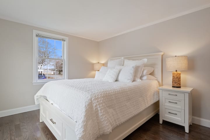 Dhoma e gjumit "Queen" në katin e parë