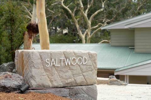 Saltwood at Hyams Beach