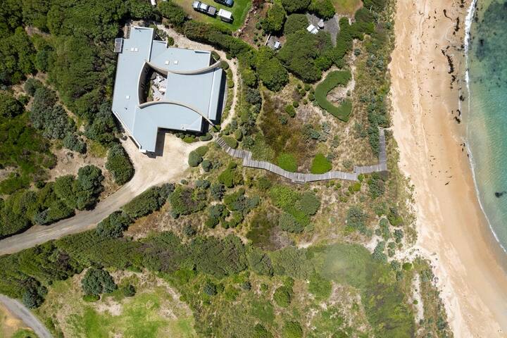 Idle Rocks gallery image 2