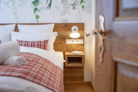Authentic 4* lodging with top-of-the-range comfort