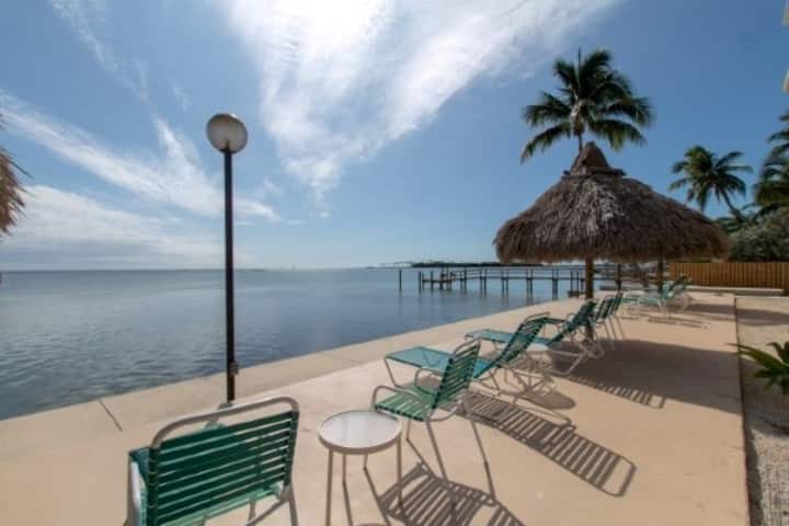 1 Bedroom Unit With A Nice View Of The Florida Bay - Islamorada, FL