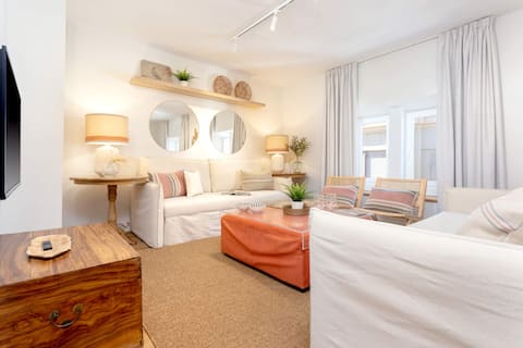 Top performing Airbnb: Excellent apartament in Malaga center. Larios III in Soho