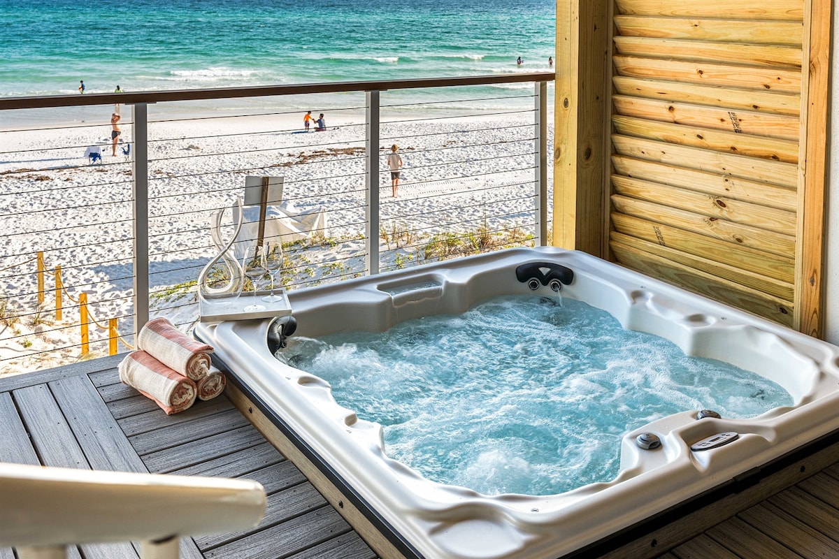 Luxury on Private Beach: Hot Tub, New, Beach Svc - Houses for Rent