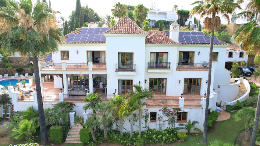 Rentamania managed Airbnb listing 1