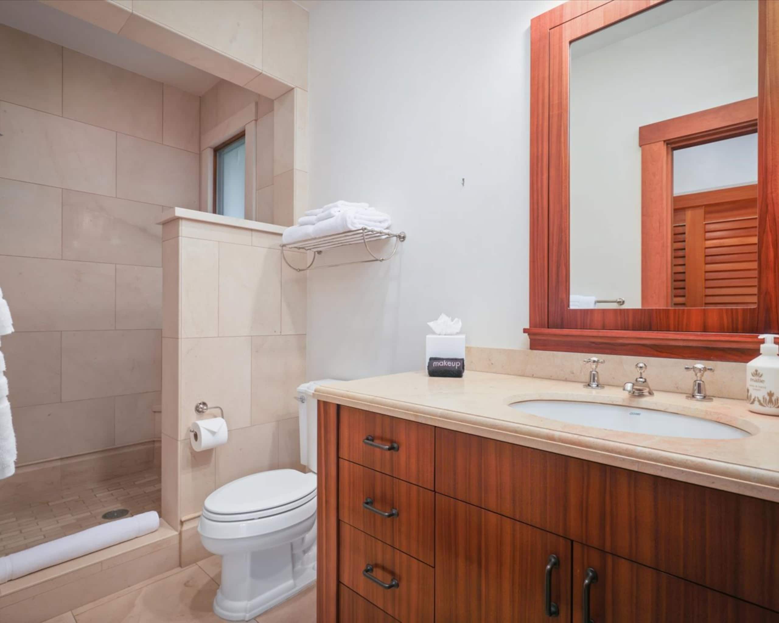 Home in Kailua-Kona · ★5.0 · 3 bedrooms · 4 beds · 3.5 baths - Image 29