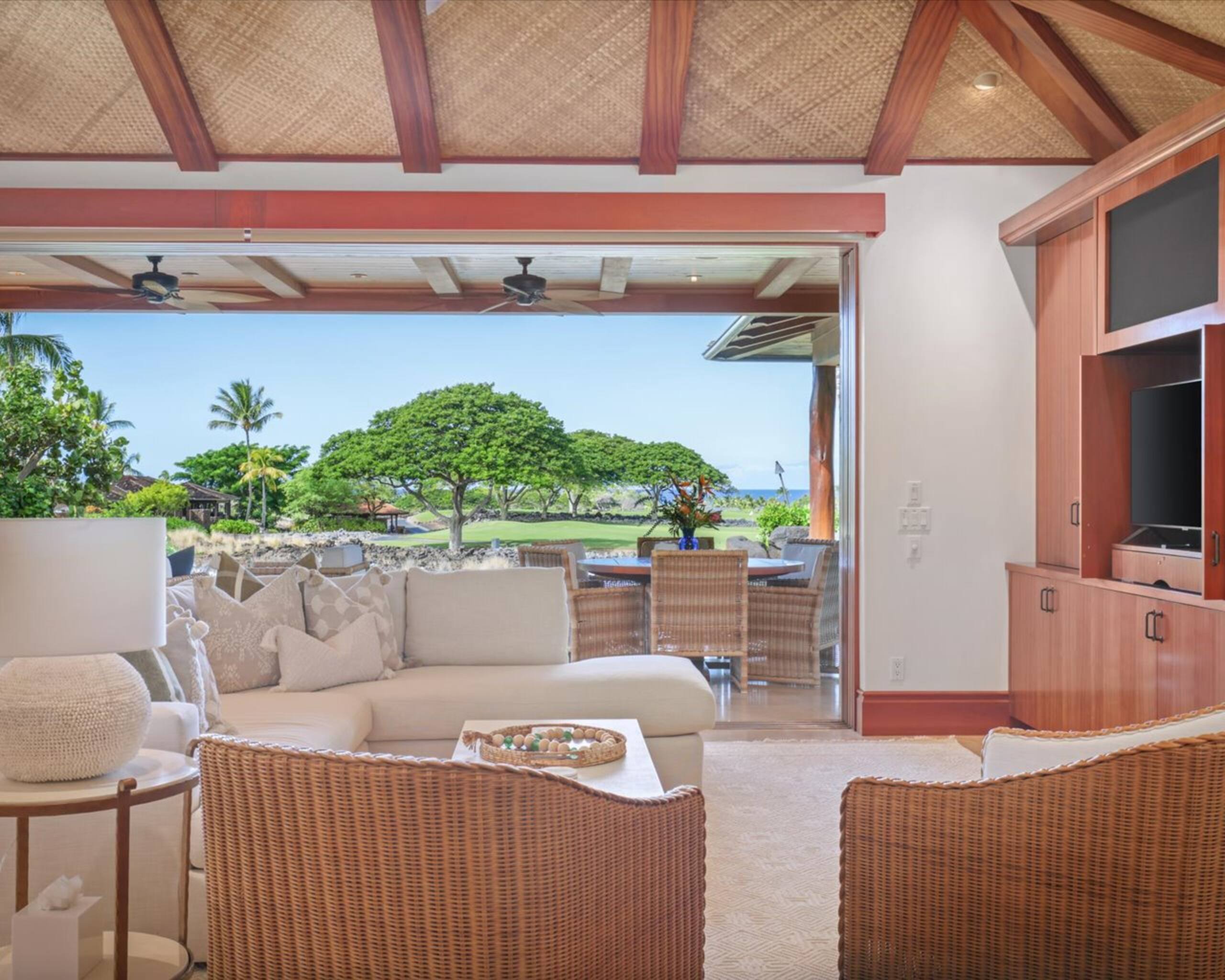 Home in Kailua-Kona · ★5.0 · 3 bedrooms · 4 beds · 3.5 baths - Image 5