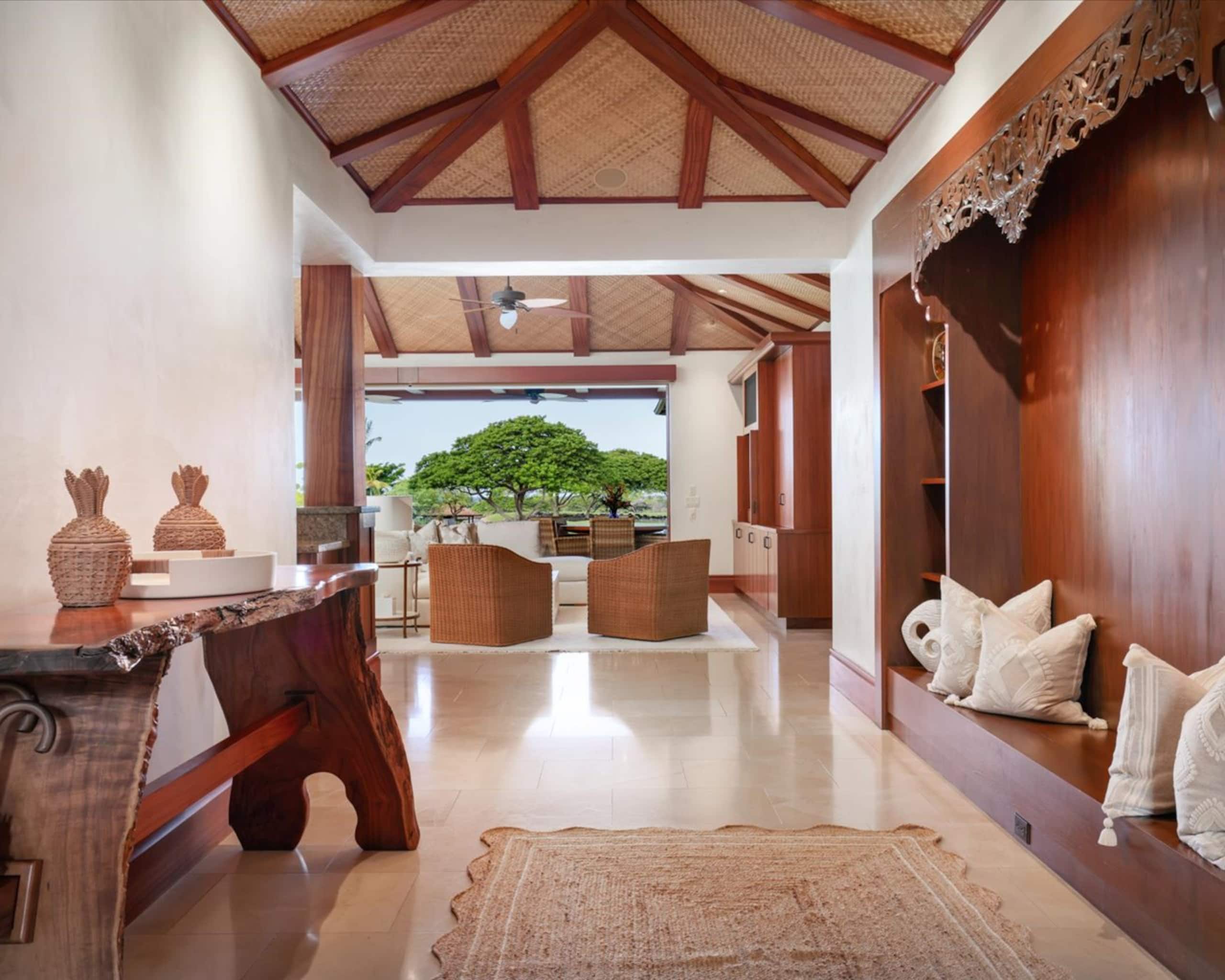 Home in Kailua-Kona · ★5.0 · 3 bedrooms · 4 beds · 3.5 baths - Image 4
