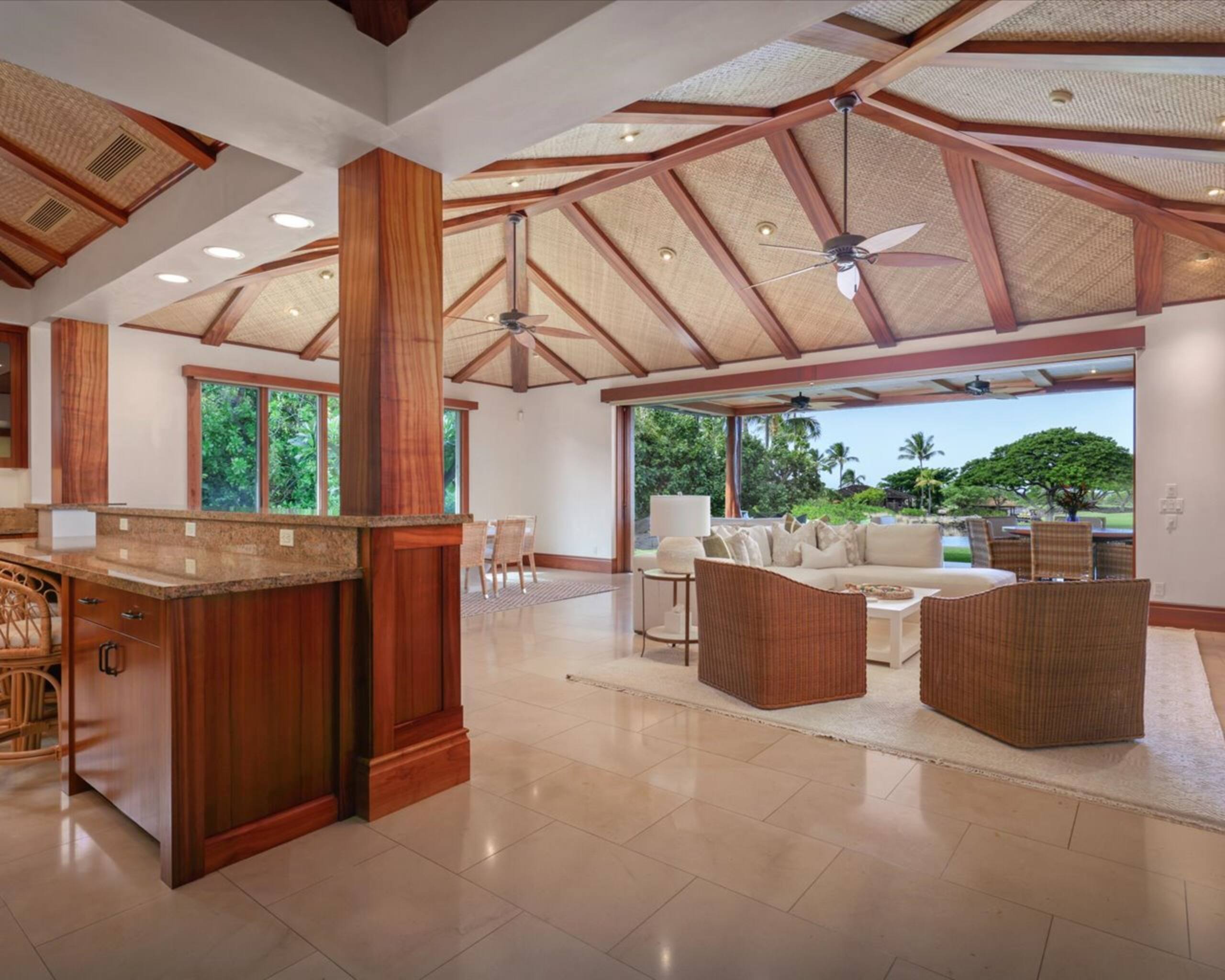 Home in Kailua-Kona · ★5.0 · 3 bedrooms · 4 beds · 3.5 baths - Image 56