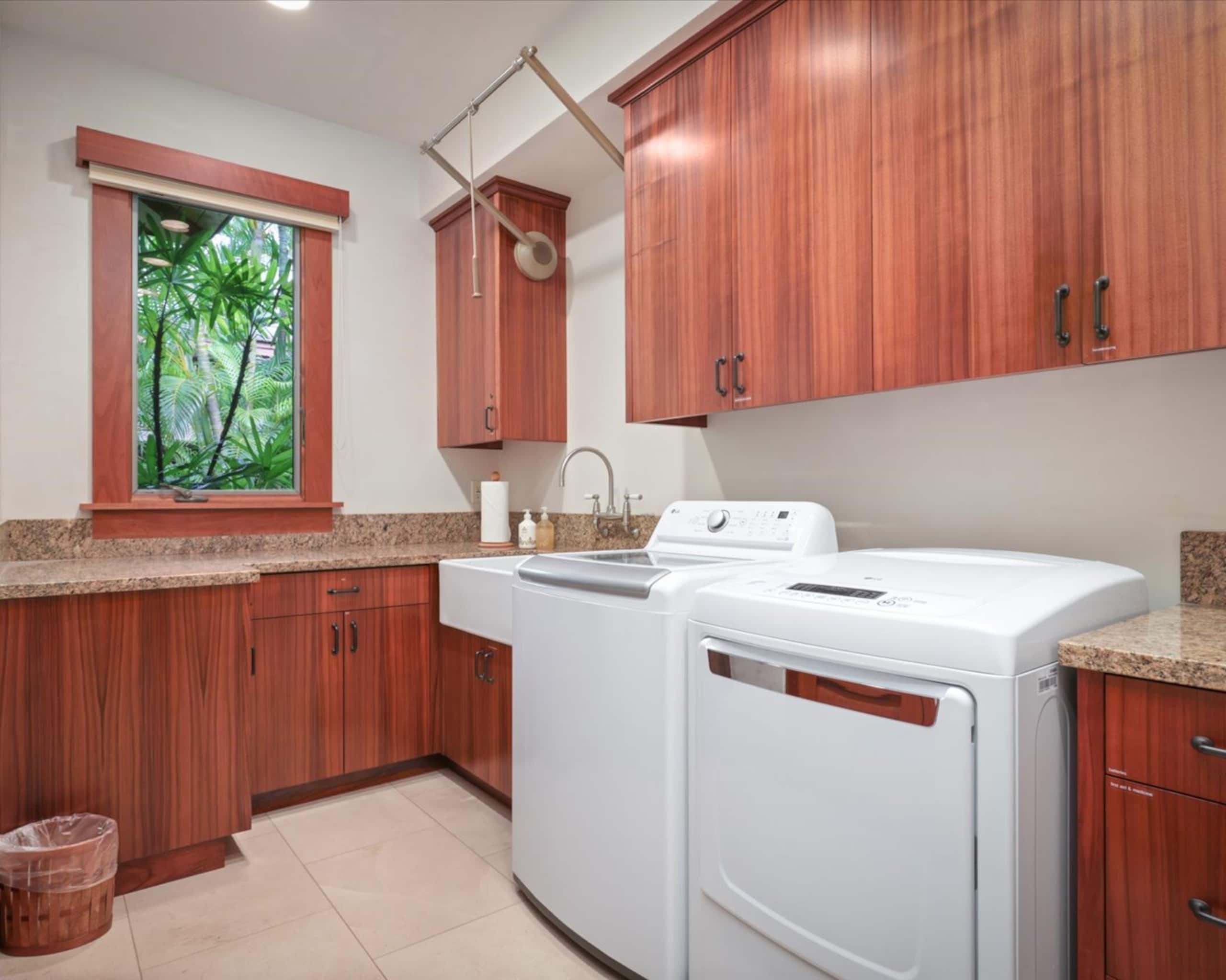 Home in Kailua-Kona · ★5.0 · 3 bedrooms · 4 beds · 3.5 baths - Image 37