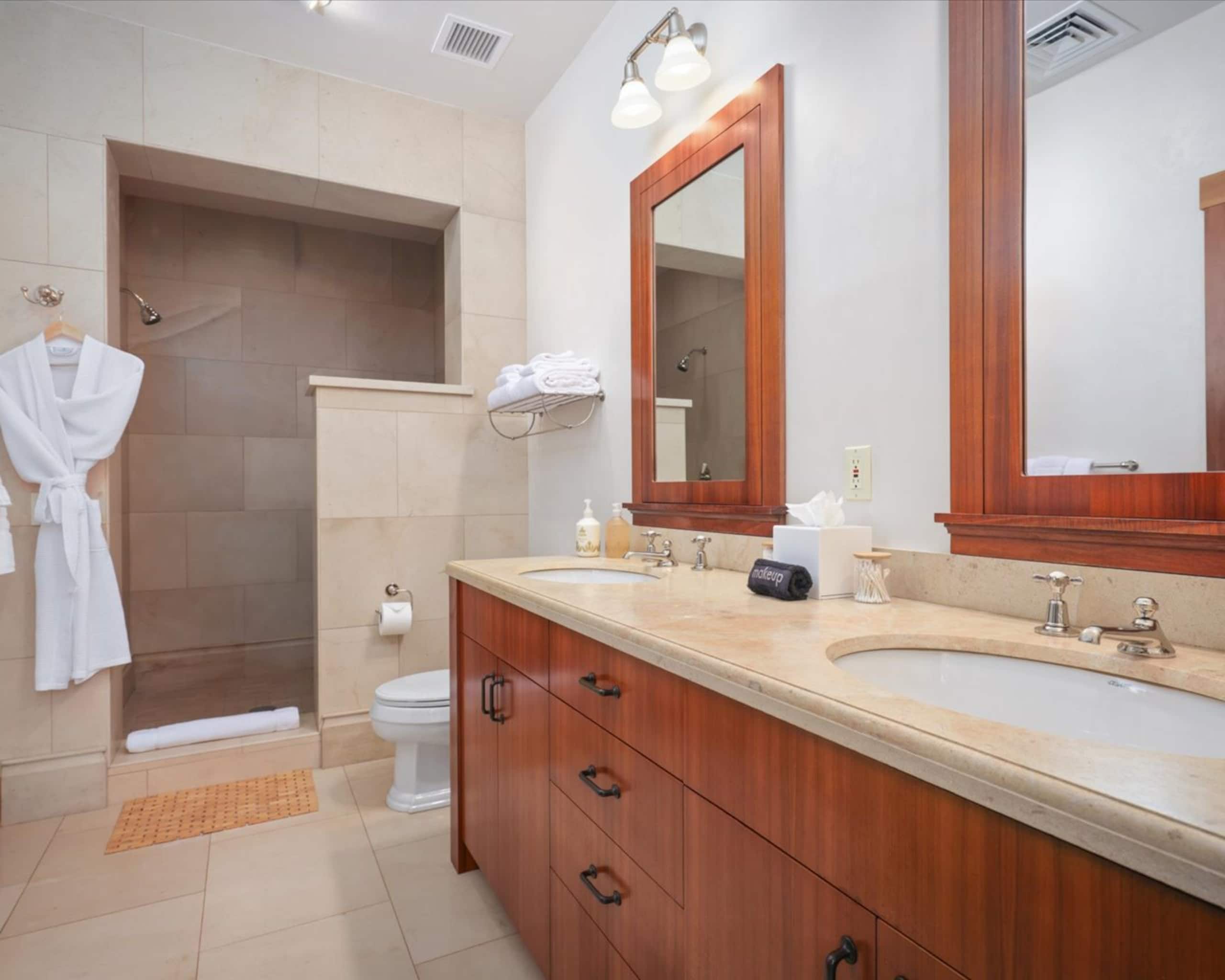 Home in Kailua-Kona · ★5.0 · 3 bedrooms · 4 beds · 3.5 baths - Image 35
