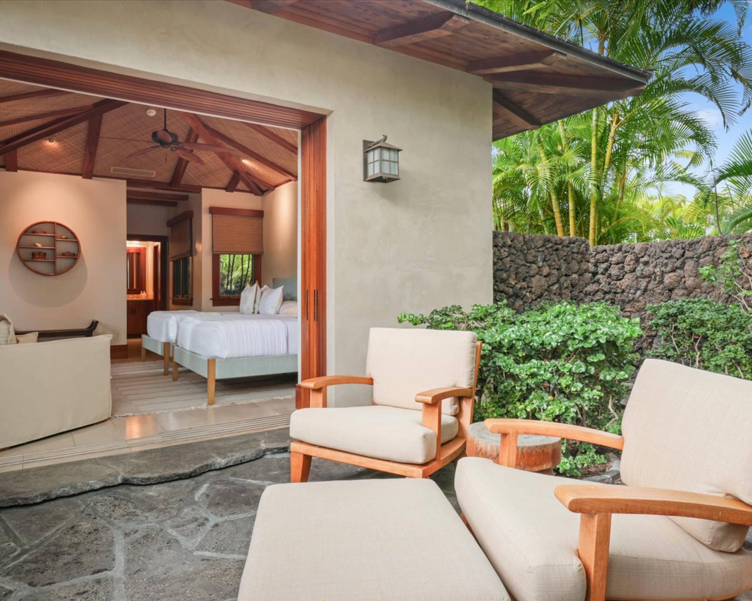 Home in Kailua-Kona · ★5.0 · 3 bedrooms · 4 beds · 3.5 baths - Image 32