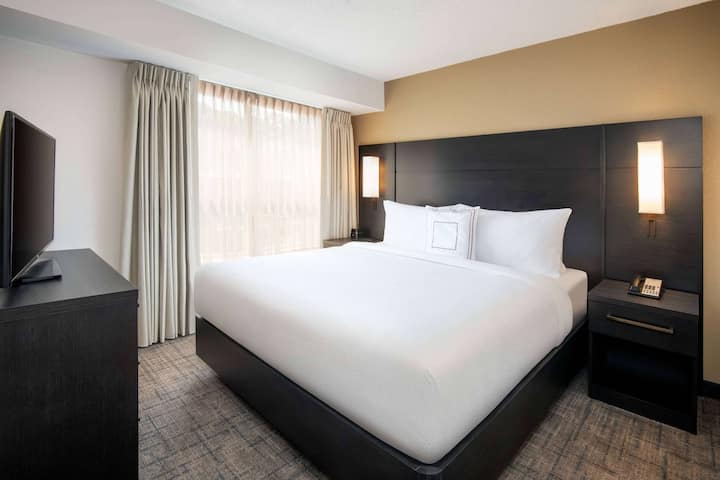 Three Pet-friendly 2br Suites With Free Breakfast! - Kennesaw, GA