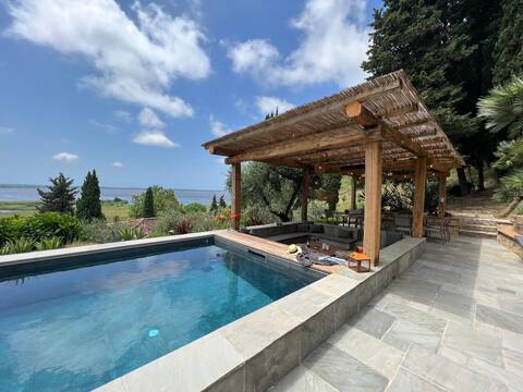 Villa Le Poiane by Tuscanhouses