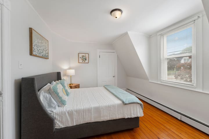 Dormitorio Queen No. 2