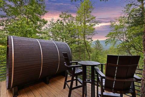Popular Airbnb listing: Family Treehouse | Sauna • Hot Tub • Views in Cherry Log