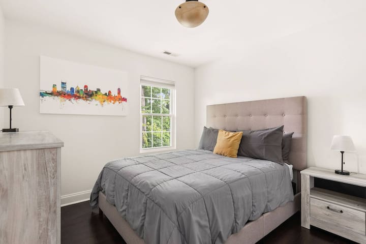 PlainDoor ~ Unique Home w/ Backyard Near Downtown