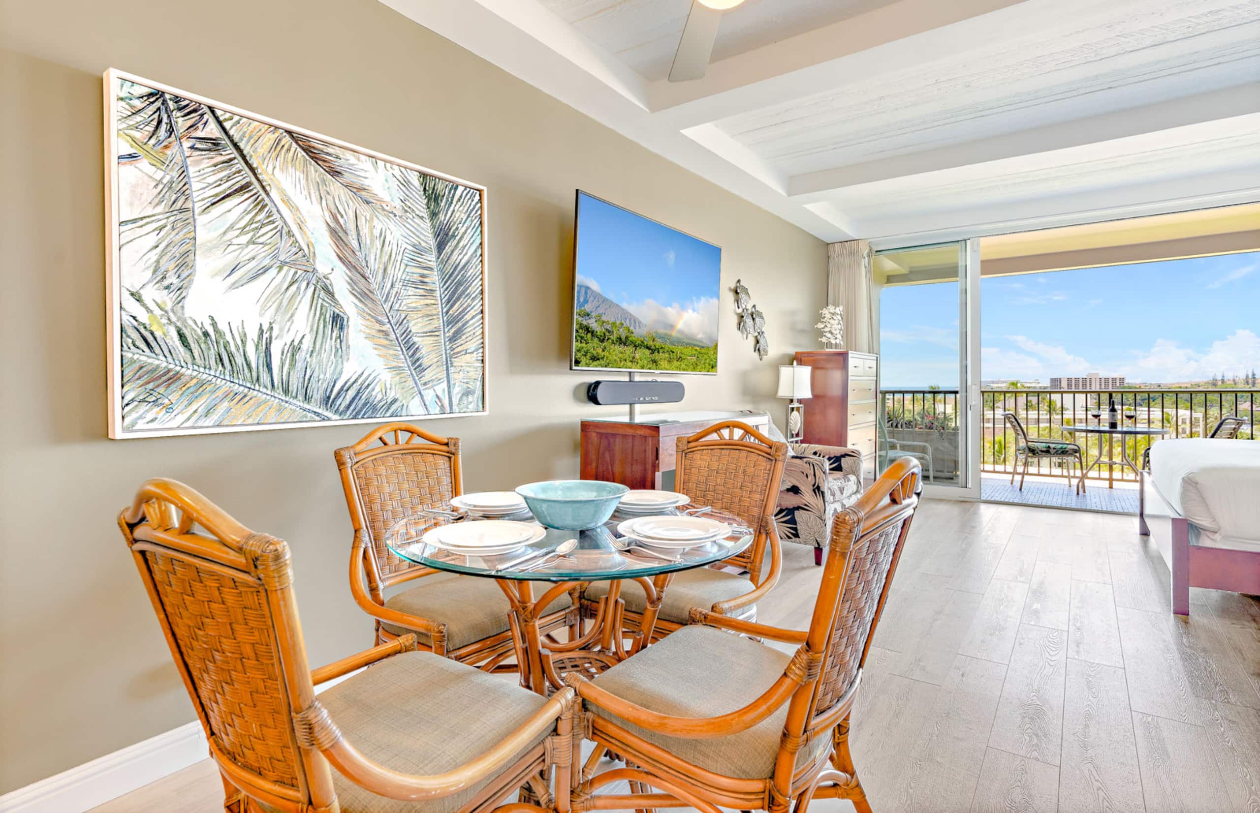 Condo in Lahaina · ★4.91 · Studio · 2 beds · 1 bath - Image 19
