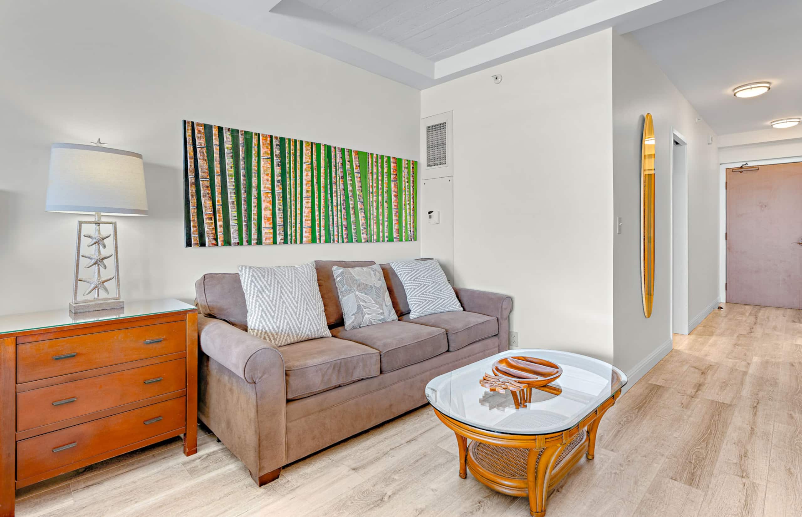 Condo in Lahaina · ★4.91 · Studio · 2 beds · 1 bath - Image 10