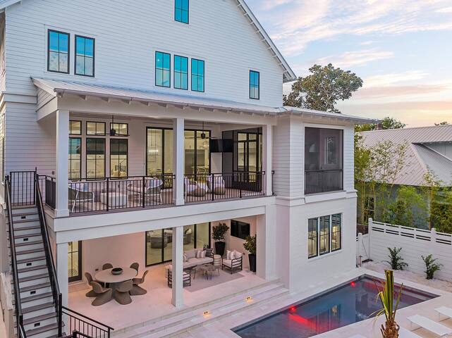 Sea And Stay managed Airbnb listing 1