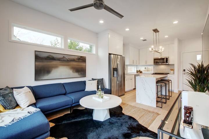 Newly Constructed Chic Home | Hot Tub gallery image 5